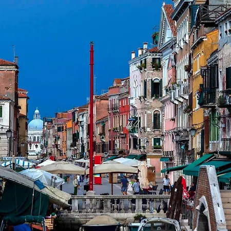 Riva Biennale Lägenhet
